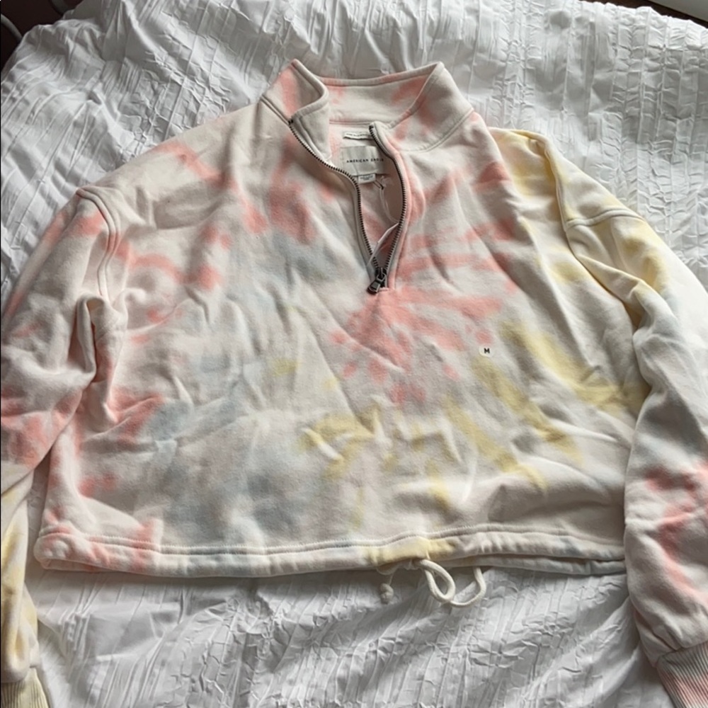 american eagle cropped tie dye crew neck